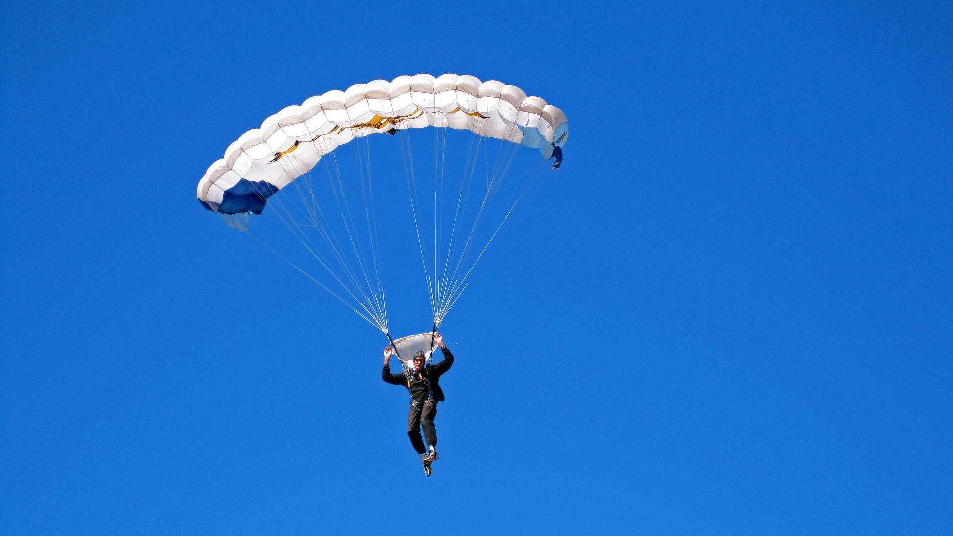 城市节庆与体育赛事联动促进旅游与消费，城市节庆活动